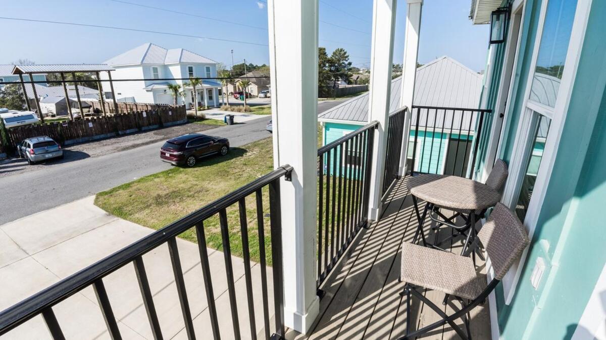 Holiday home Heated And Cooled Pool That Sleeps 14 Near Beach!! *